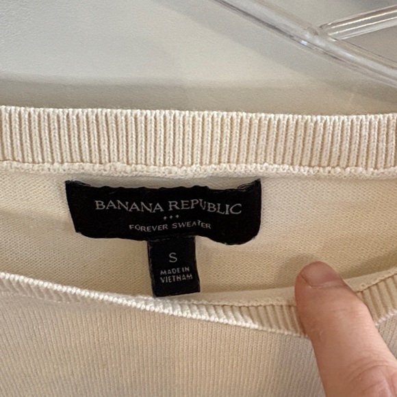Banana Republic Forever Sweater in Cream and Black Striped. - Picture 2 of 7